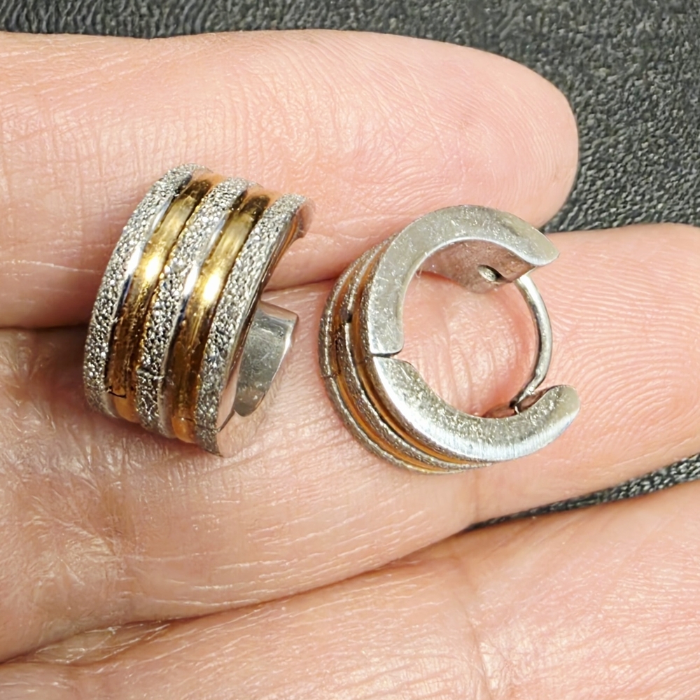 2 Tone Stainless Huggies